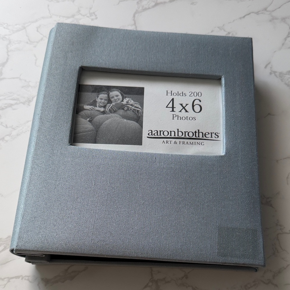 Aaron Brothers 4x6 Photo Album in Light Blue
